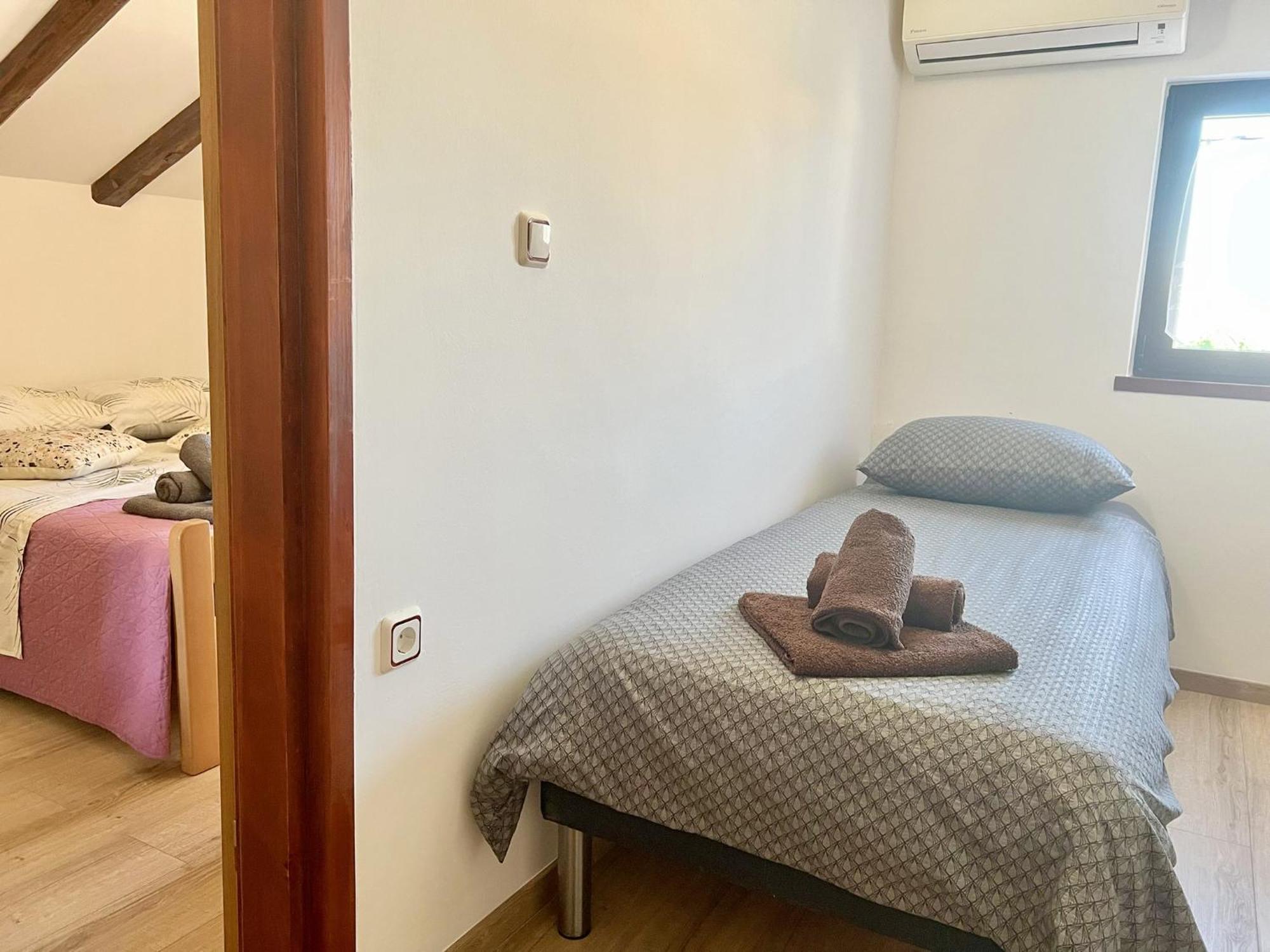 Apartments Ares 罗维尼 外观 照片