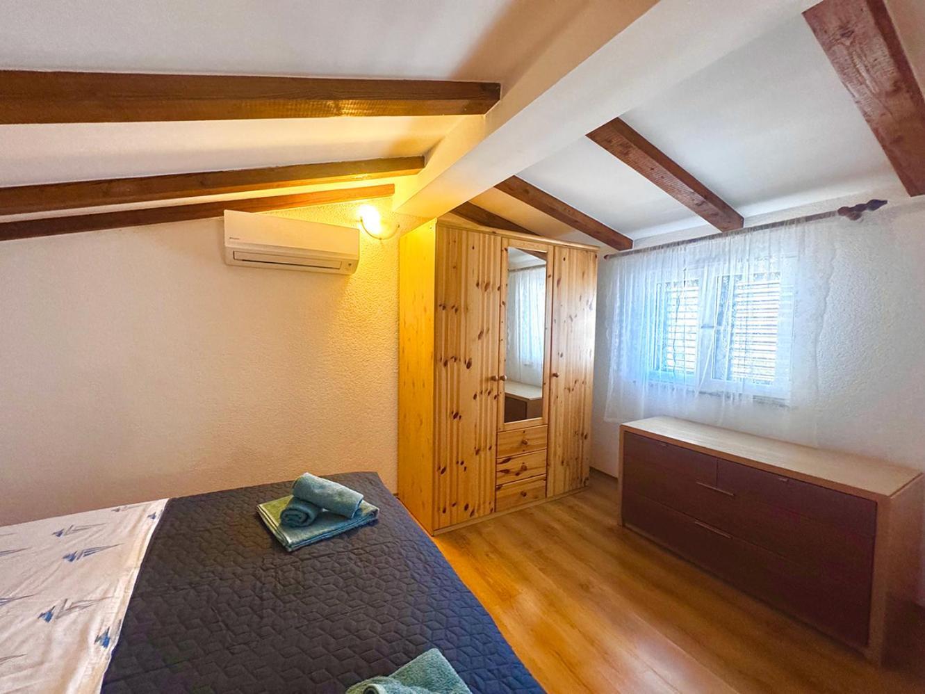 Apartments Ares 罗维尼 外观 照片
